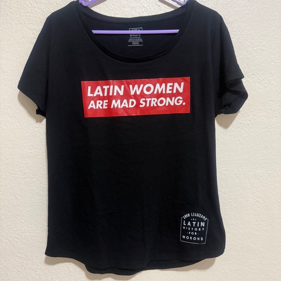 John Leguizamo Latin History for Morons T-Shirt Latin Women Are Mad Strong Small - Picture 2 of 8